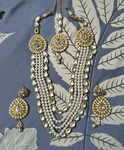 Exquisite Pearl &amp; Kundan Jewellery Set