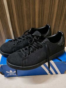 Authentic Adidas Stan Smith Sneakers