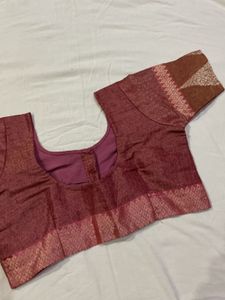 Beautiful Pink Saree with Intricate Motifs