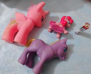 3 toys