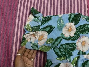 Cute Floral Print Top