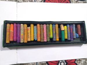 Combo Stationery Oil Pastel Pencil Box Calculator
