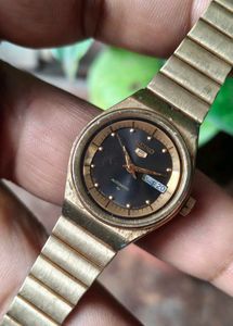 Vintage Seiko 5 Automatic Watch