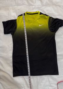 Nike Dri-FIT T-Shirt proper M size men's