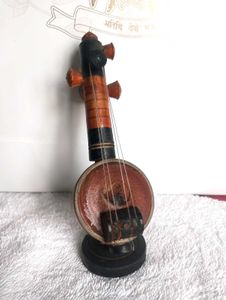 Vintage Miniature Veena Showpiece