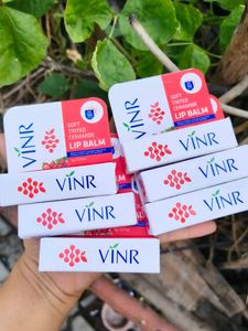 VINR Soft Tinted Lip Balm