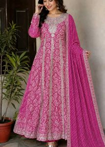 Beautiful Pink Ethnic Kurta Set
