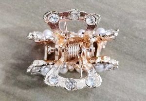 Pearl &amp; Rhinestone Hair Claw Clip🤩