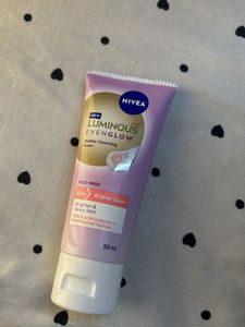 Nivea Luminous Even Glow Face Wash