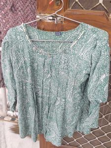 Stylish Green Printed Top