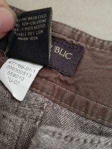 Capri Pants
