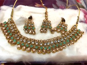 Beautiful Set With Earrings And Mang Tika