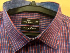 Men's Blue Checkered Long Sleeve Shirt