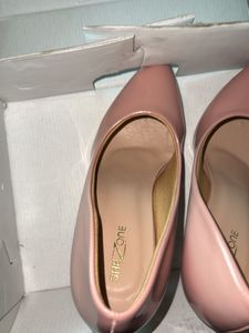 Chic Pink Patent Heels