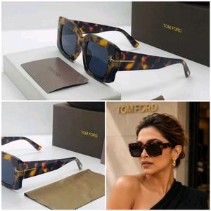 Tom Ford Sunglasses - UV Protection