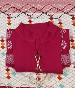 Stylish Pink Kurta with White Floral Print