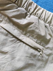 Beige Cargo Shorts(unisex)