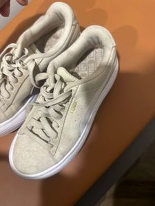 Puma Suede Classic Sneakers Used only 3-4 times