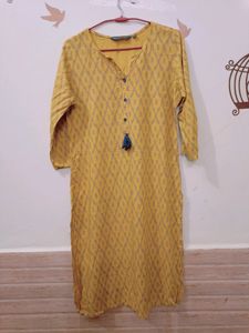 Avasa yellow Kurti