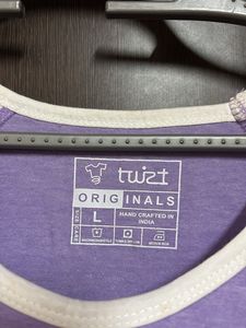 Purple "Los Angeles" Graphic T-Shirt