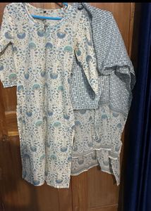 Embroidered Kurta with Floral Print