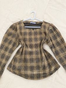 Stylish Plaid Top
