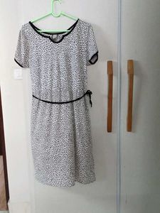 Chic Black & White Patterned Dress