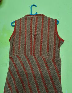 Diya Sleeveless Gown