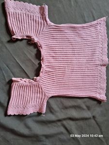 Women's  Tops