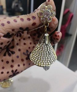 Golden Jhumka Earrings with Crystals&amp; free gift 🎁