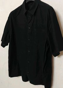 🔥, 🔥 🔥 Price Drop H&amp;M Black Short Sleeve Button