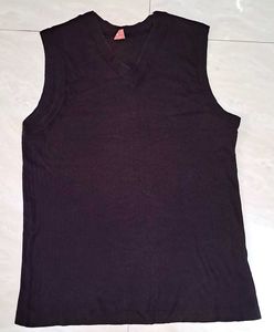 Maroon V-Neck Sleeveless Top