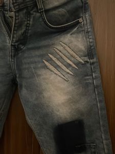 Navy Jeans Heavy Distressed
