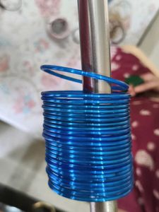Vibrant Blue Bangle Set(glass)