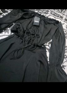 Chic Black Crop Top with Ruffle Detail