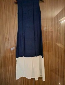 Stylish Sleeveless "W"  Kurta with Deer Print
