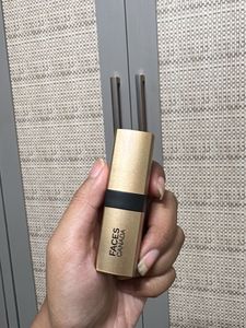 Faces Canada Comfy Matte Lipstick