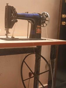 Vintage Juki Sewing Machine