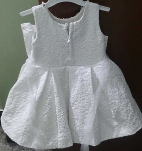 baby girl Elegant White Party Dress with Flowers