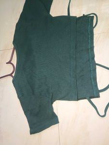 Trendy Dark Green Cropped T-Shirt