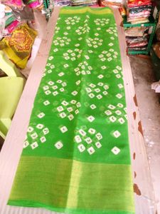 Vibrant Green Bandhani Saree