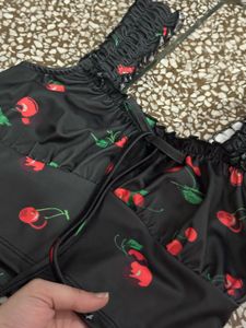 Chic Black Floral Print Top