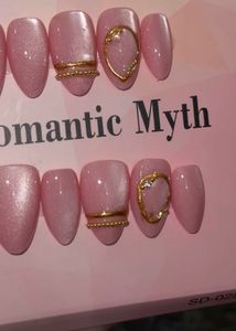 Romantic Myth Press-On Nails