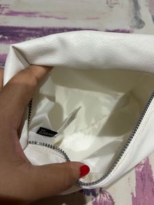H&amp;M White Chain Strap Shoulder Bag