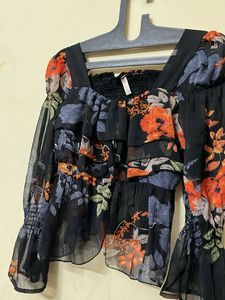 Floral Print Ruffle Top