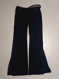 Korean Style Bottom Button Up Black Jeans.