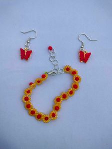 Daisy Bracelet With Earrings Combo ✨