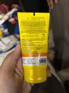 Mamaearth Vitamin C Daily Glow Sunscreen