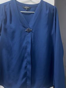 Elegant Navy Blue V-Neck Blouse