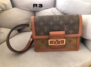 Louis VUITTON Slingbags